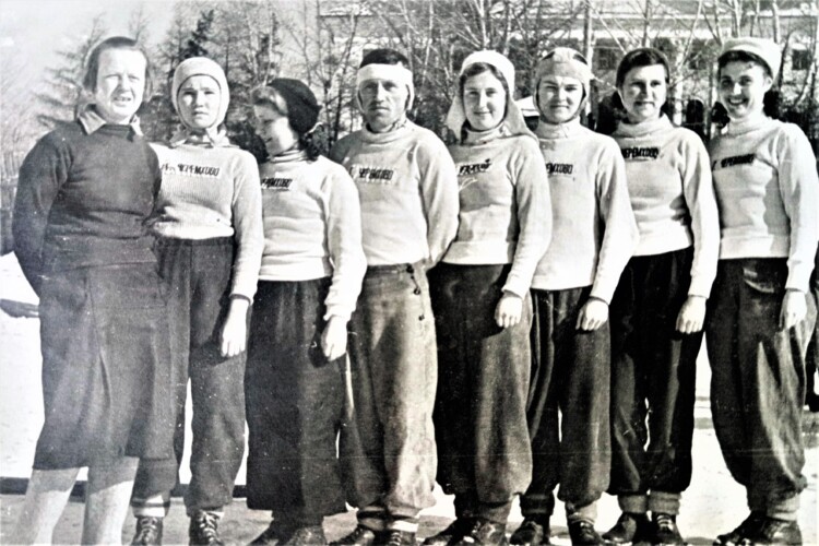 1943 г Лыжная команда