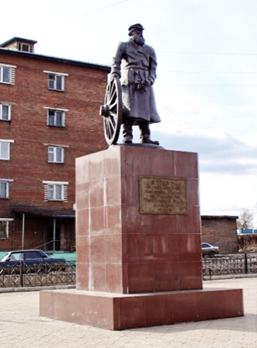 Памятник ямщику Кабакову